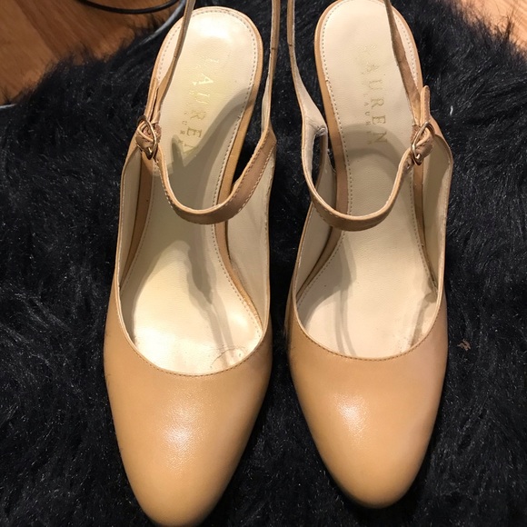 Nude colour slingback shoe with a brown heel! - Picture 1 of 3